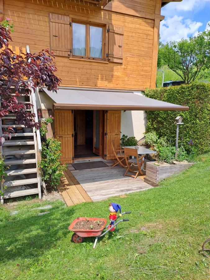 A4 Km De Megeve Tres Joli Studio Avec Jacuzzi ,Vue Sur Les Montagnes Au Calme Praz-sur-Arly Luaran gambar